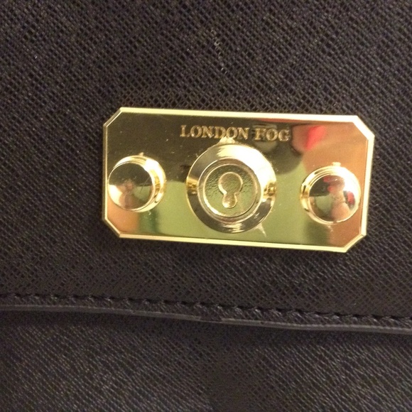 London Fog crossbody purse 9 1/2" X 7 1/2" - Picture 2 of 5